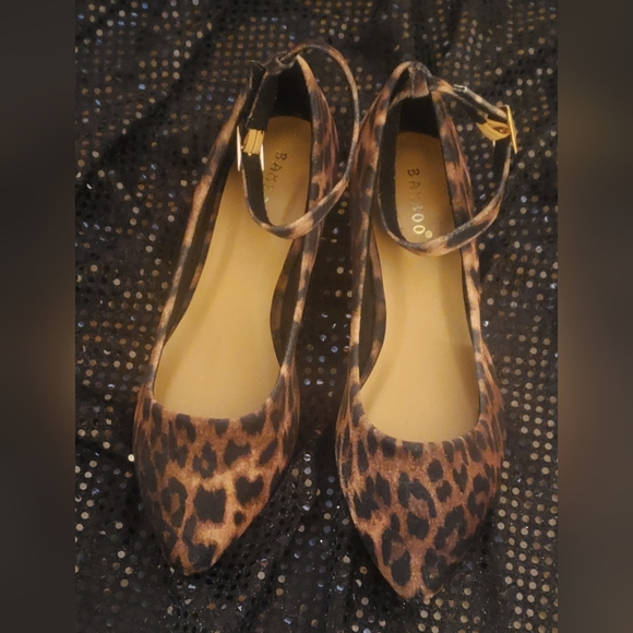 Faux Leopard Print Flats - Picture 1 of 3